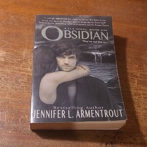 Out Of Print Cover Obsidian by Jennifer L. Armentrout Book Paperback